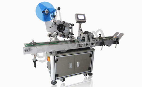 全自動貼標(biāo)機(jī)：標(biāo)簽貼貼貼，貼標(biāo)不再繁瑣