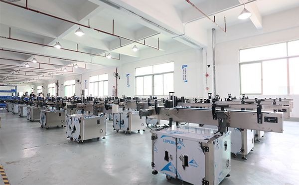 佼佼者全自動平面貼標(biāo)機(jī),平面貼標(biāo)機(jī),全自動貼標(biāo)機(jī)